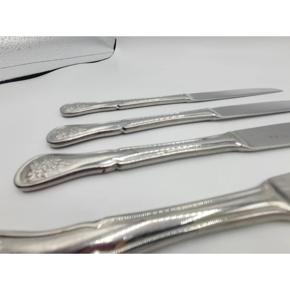 Pfaltzgraff Tea Rose Dinner Knives x 4 All‎ Stainless Flatware Silverware